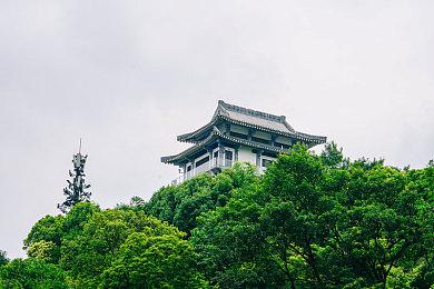 《卡德洞窟》正式版成为2024评分最高的游戏之一